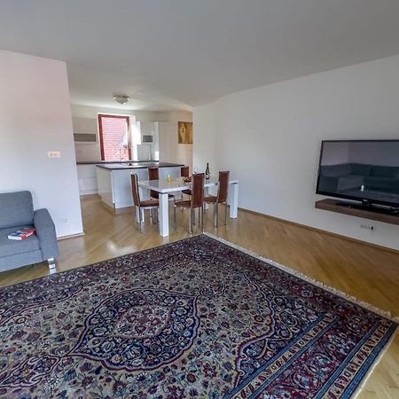 Riverside Ljubljanica With Private Parking Apartment Любляна Екстериор снимка