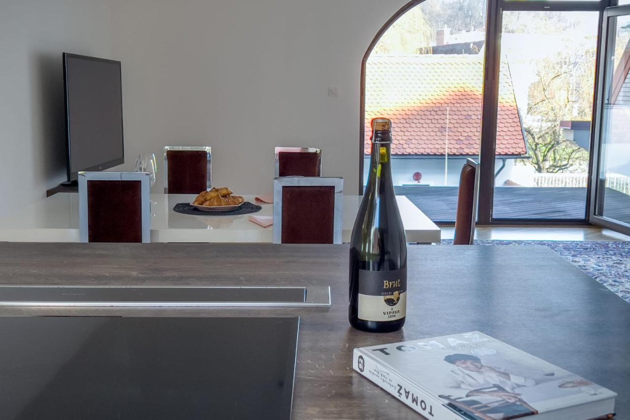 Riverside Ljubljanica With Private Parking Apartment Любляна Екстериор снимка