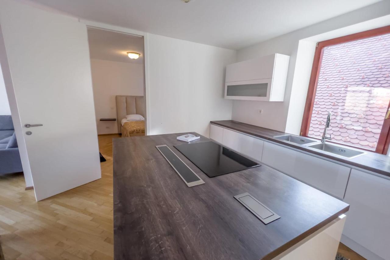 Riverside Ljubljanica With Private Parking Apartment Любляна Екстериор снимка